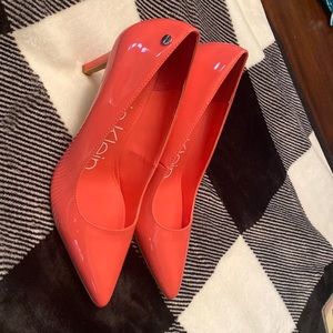 Calvin Klein heels (Size 7)